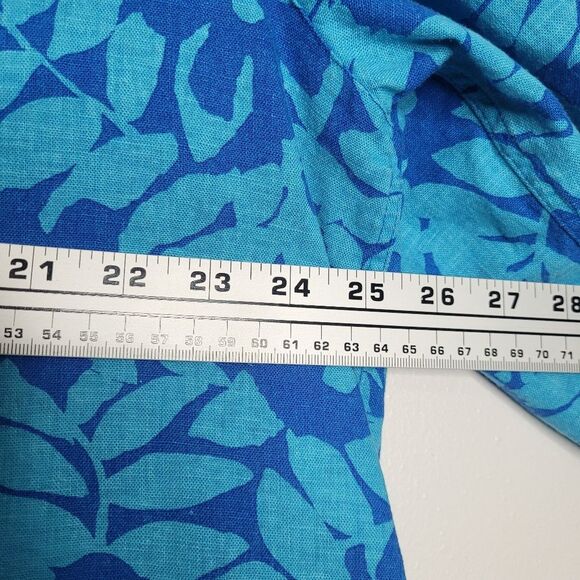 Jaclyn Smith Linen Blend Blue Floral Button Down Quirky Funky Coastal top 22 - Picture 4 of 5